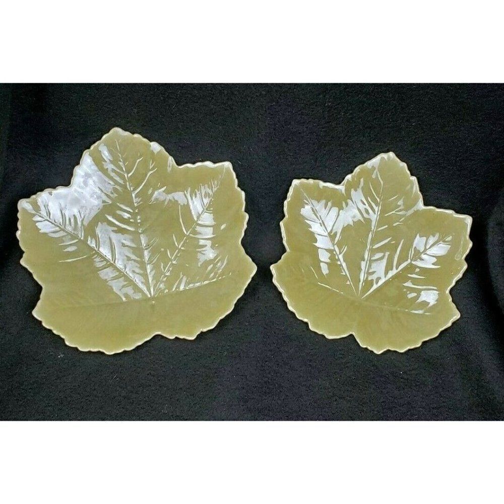 Vintage Belleek Ireland Porcelain Leaf Nesting Trinket Dishes Set 2 Green Mark